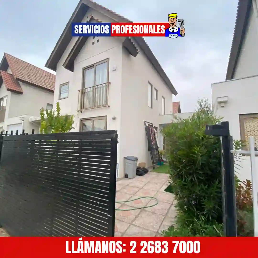 Cambio de tejas dañadas en techo